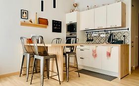 JoliJoliette, terrasse, central, climatisé, WIFI , garage